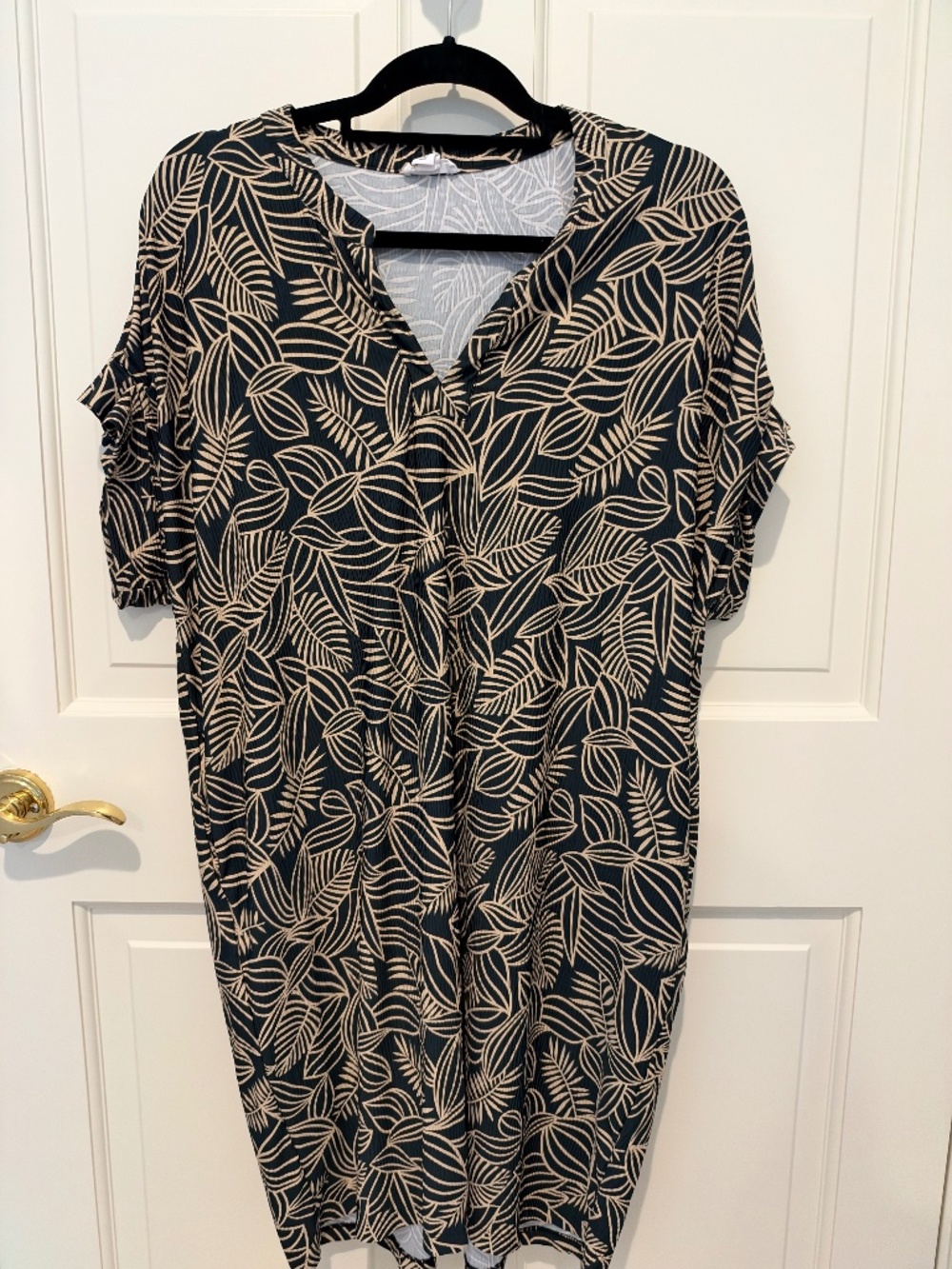 Tribal Jeans leaf-print dress, size L.